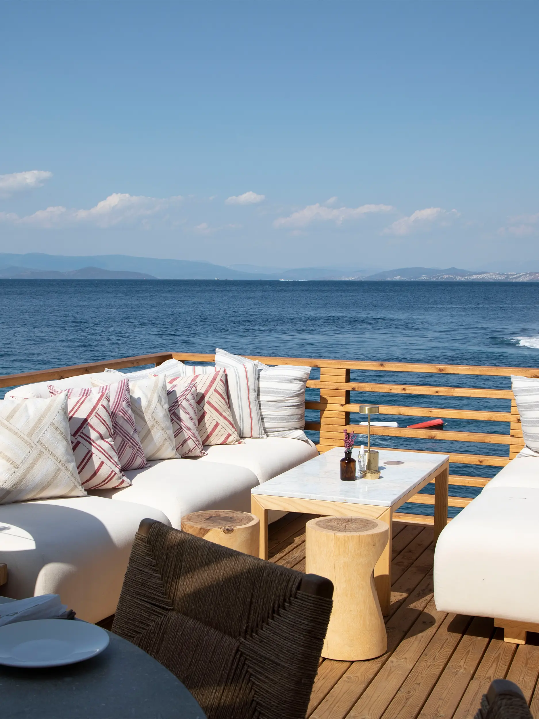 LUCCA BY THE SEA